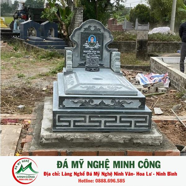 Mộ đá granite nguyên khối